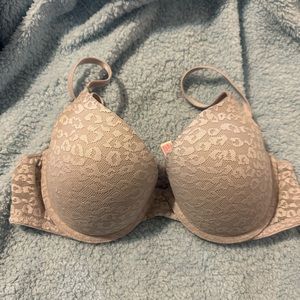 PINK wear everywhere push up bra